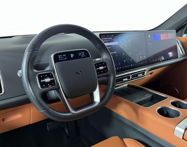LiXiang (Li Auto) L7  