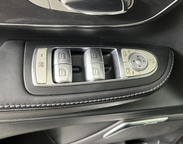 Mercedes-Benz V-Класс  AMG Line V220 d