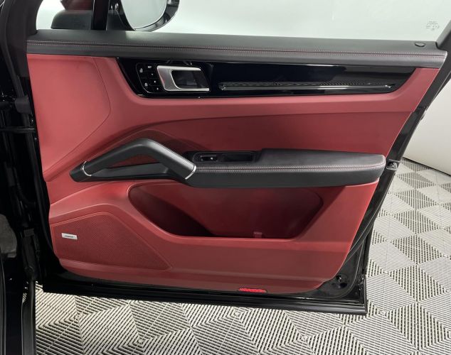 Porsche Cayenne  Cayenne