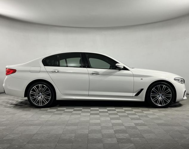 BMW 5 серия  