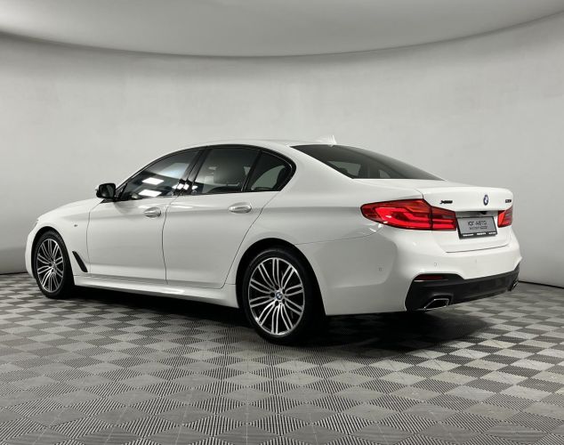 BMW 5 серия  