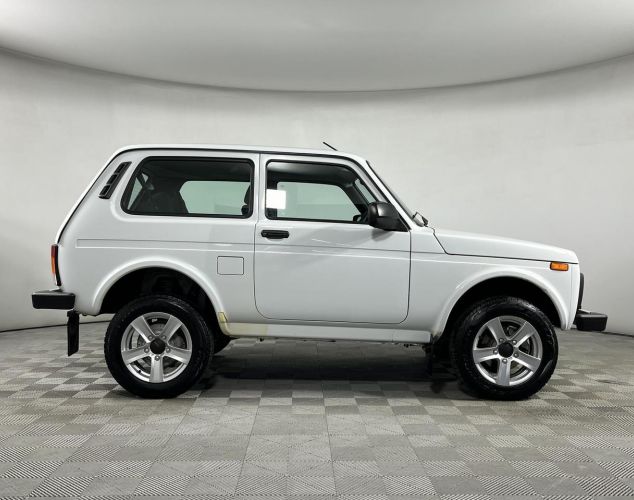 LADA (ВАЗ) Niva (4x4)  