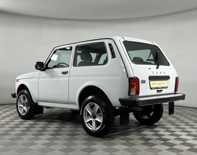 LADA (ВАЗ) Niva (4x4)  