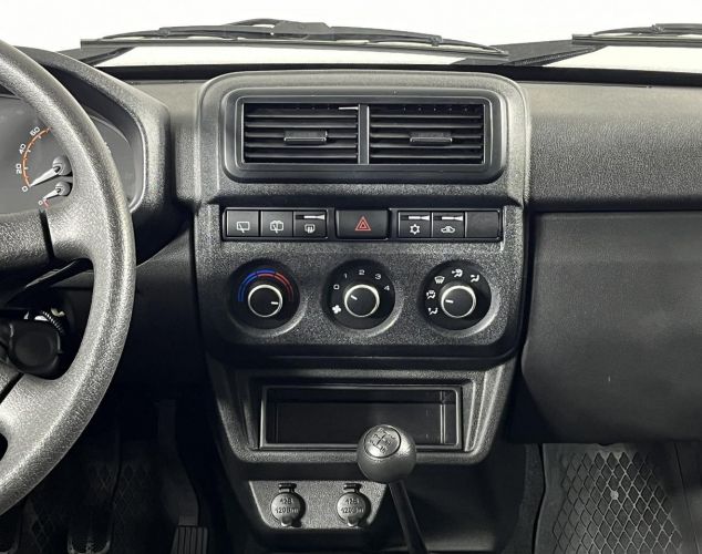 LADA (ВАЗ) Niva (4x4)  