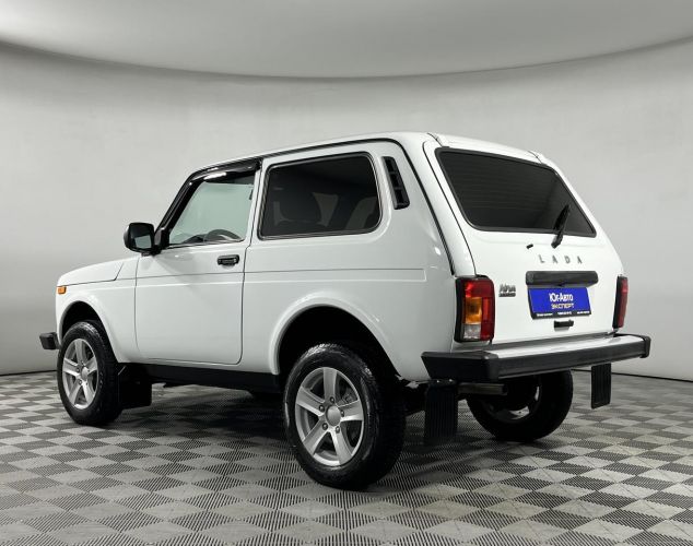 LADA (ВАЗ) Niva (4x4)  