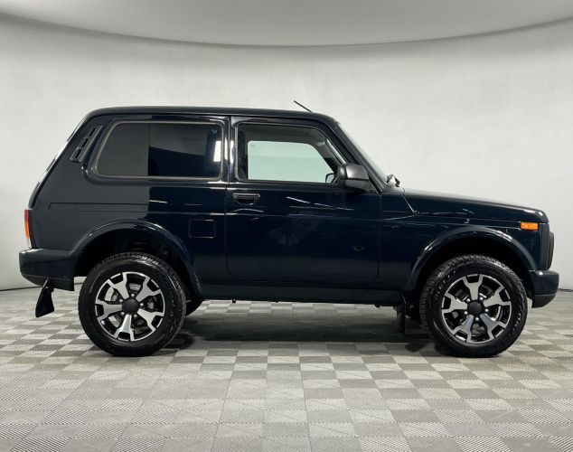 LADA (ВАЗ) Niva (4x4)  