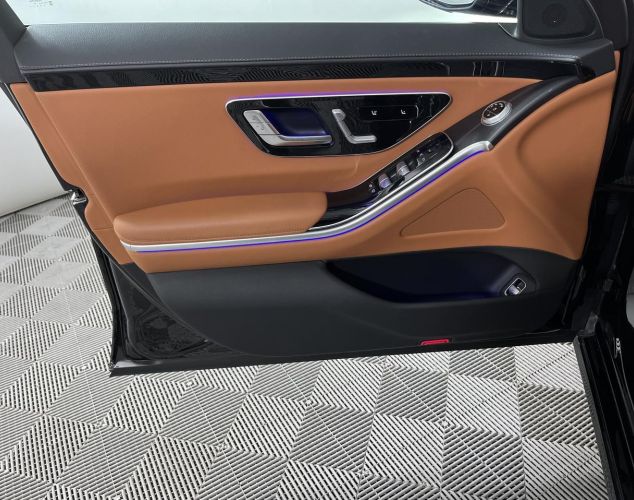 Mercedes-Benz S-Класс  