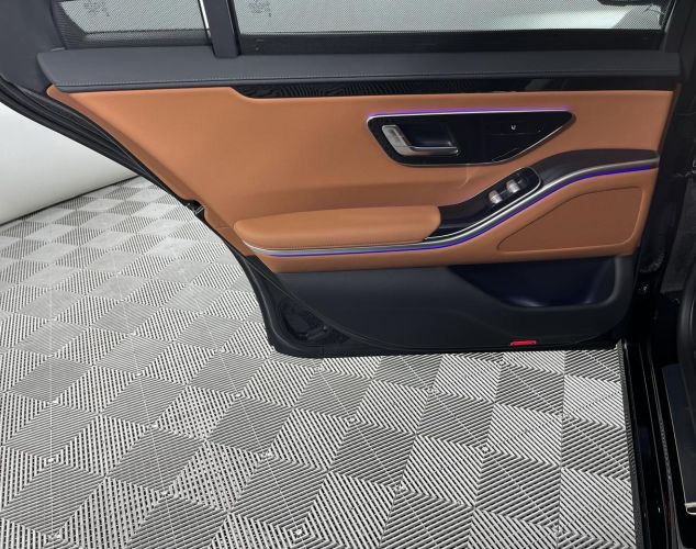 Mercedes-Benz S-Класс  