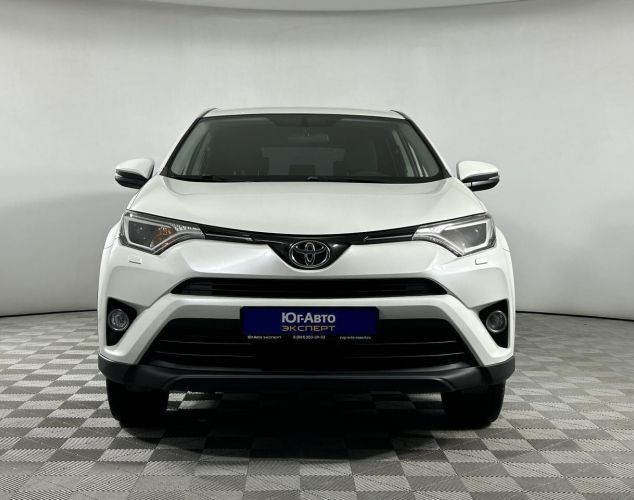 Toyota RAV4  Стандарт