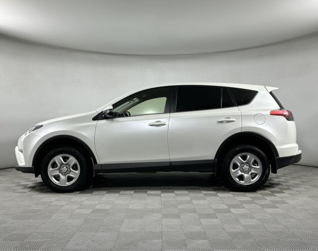 Toyota RAV4  Стандарт