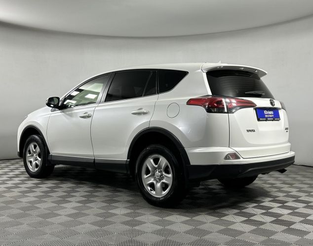 Toyota RAV4  Стандарт