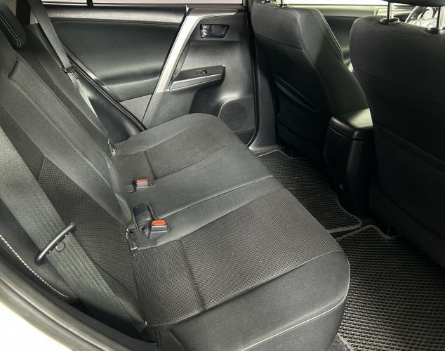 Toyota RAV4  Стандарт