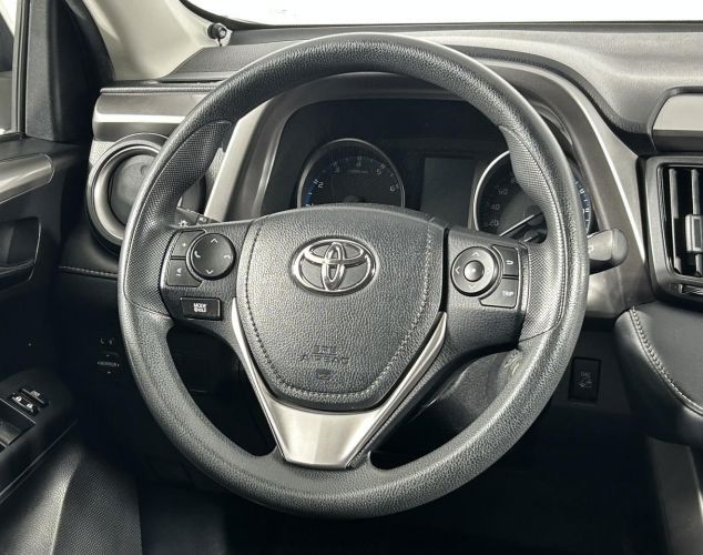 Toyota RAV4  Стандарт