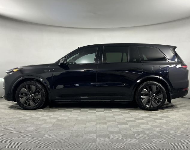LiXiang (Li Auto) L9  