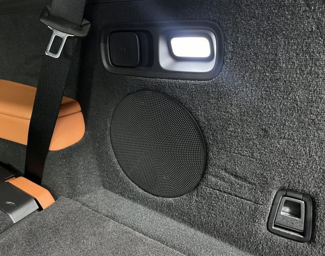 LiXiang (Li Auto) L9  