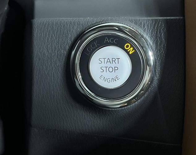 Infiniti QX80  Luxe Sensory ProACTIVE (7-местный)