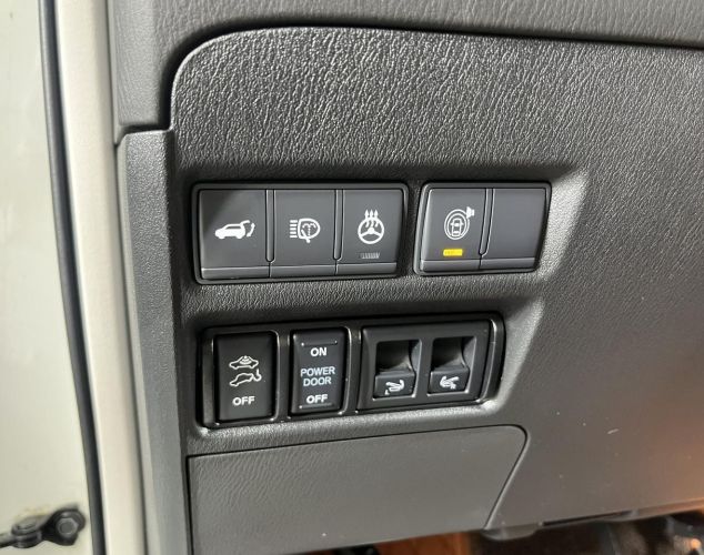 Infiniti QX80  Luxe Sensory ProACTIVE (7-местный)