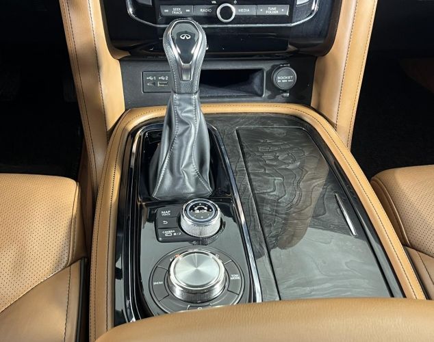 Infiniti QX80  Luxe Sensory ProACTIVE (7-местный)