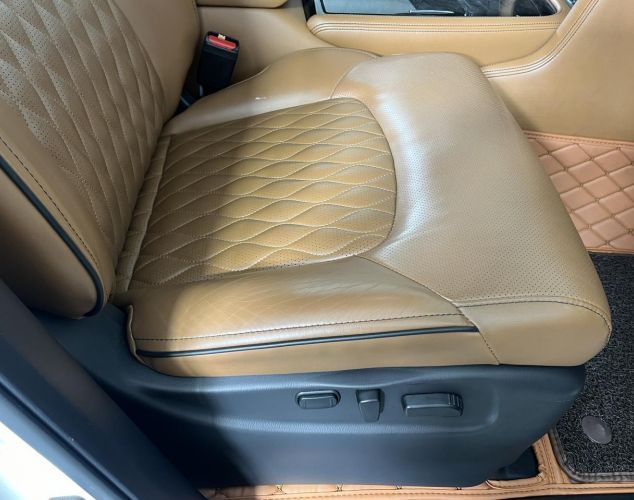 Infiniti QX80  Luxe Sensory ProACTIVE (7-местный)