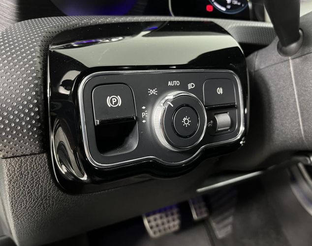 Mercedes-Benz CLA-Класс  