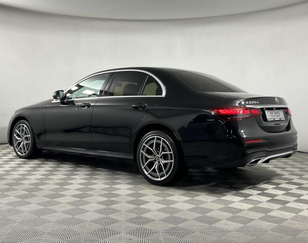 Mercedes-Benz E-Класс  