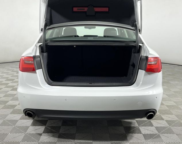 Audi A6  Базовая