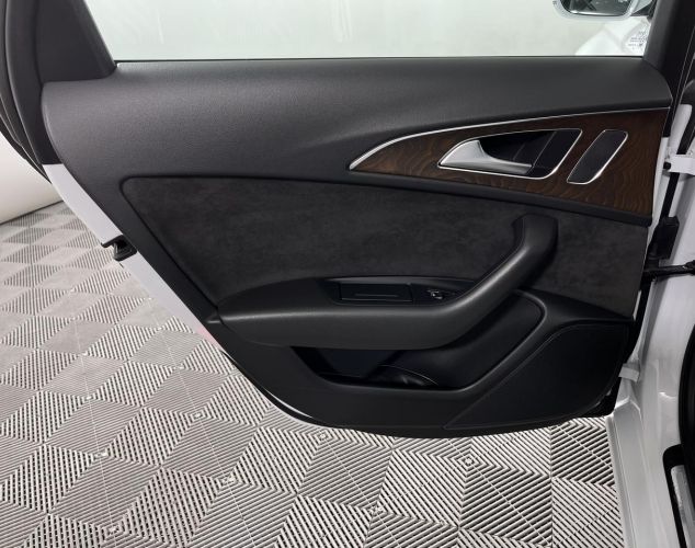 Audi A6  Базовая