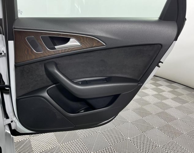 Audi A6  Базовая