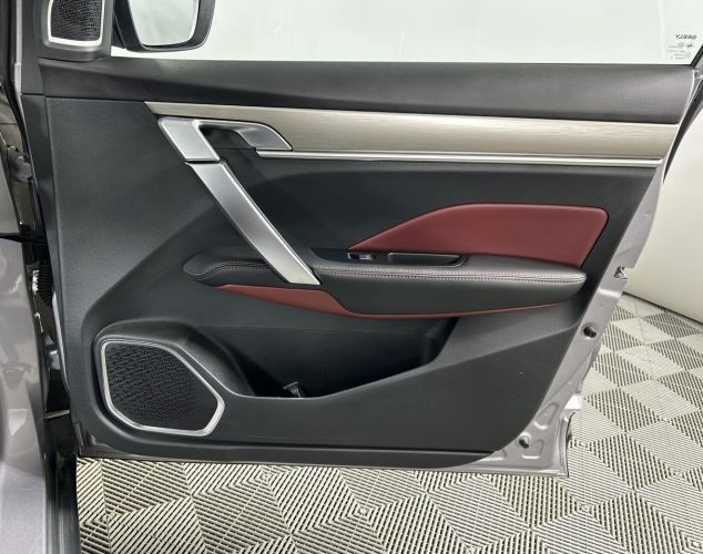 Geely Coolray  Flagship Sport