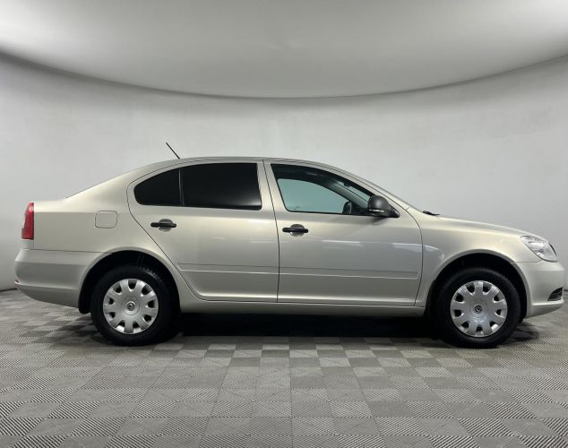 ŠKODA Octavia  Active