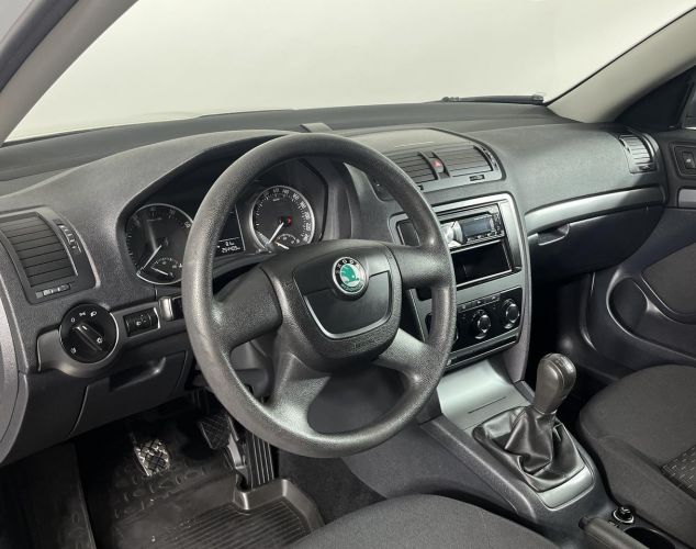 ŠKODA Octavia  Active