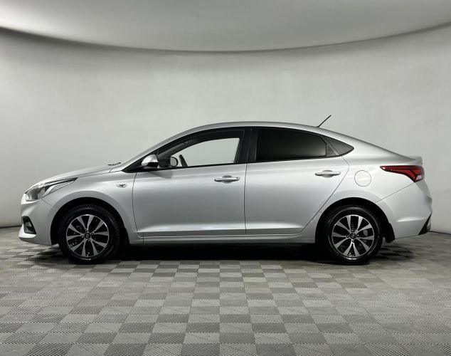 Hyundai Solaris  