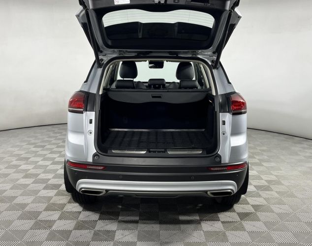 Geely Atlas Pro  Flagship