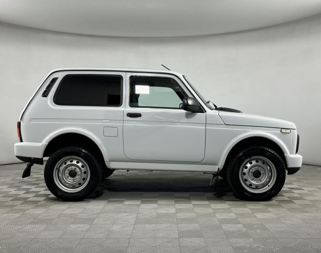 LADA (ВАЗ) Niva (4x4)  Luxe