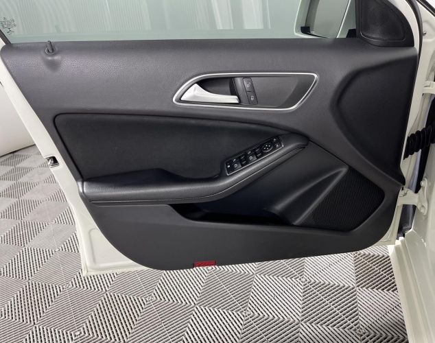 Mercedes-Benz A-Класс  