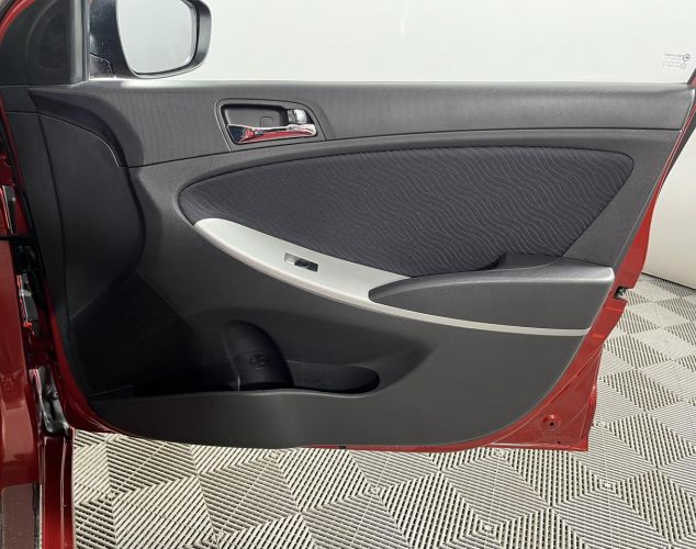 Hyundai Solaris  Elegance