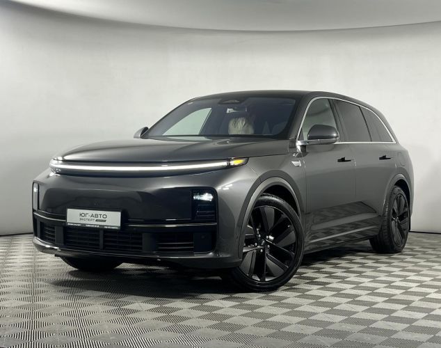 LiXiang (Li Auto) L7  