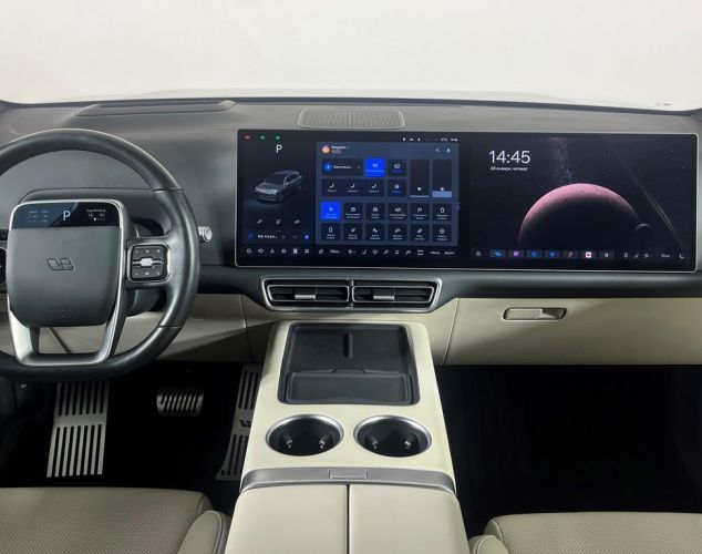 LiXiang (Li Auto) L7  