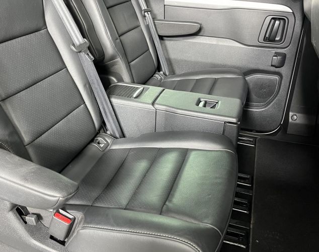 Peugeot Traveller  Business VIP