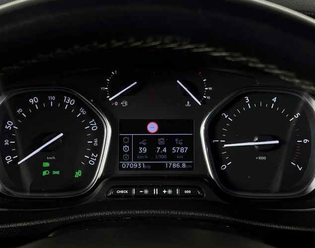 Peugeot Traveller  Business VIP