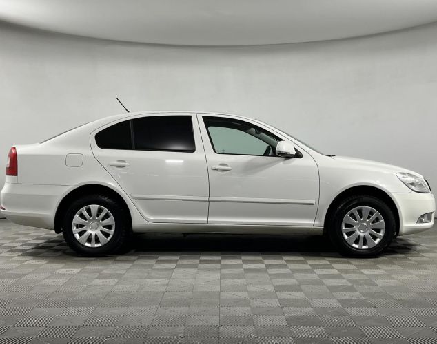 SKODA Octavia  Elegance