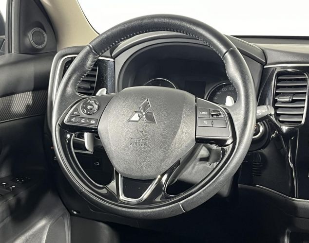 Mitsubishi Outlander  Instyle 4WD