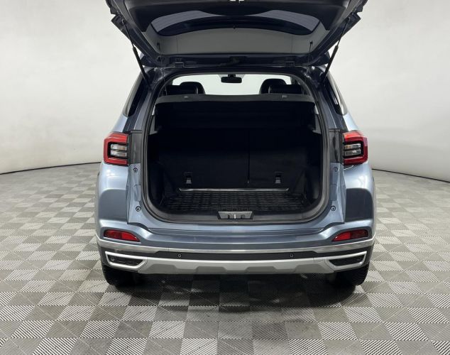 CHERY Tiggo 4  Cosmo