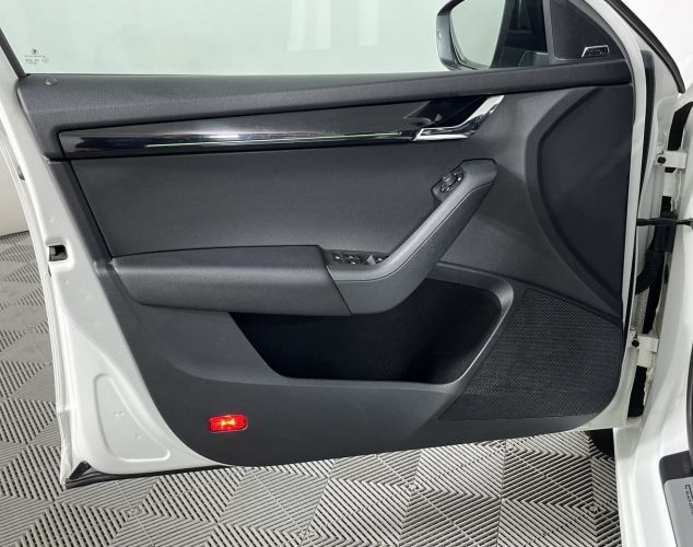 ŠKODA Octavia  Ambition