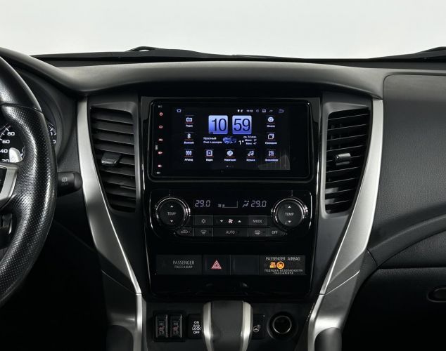 Mitsubishi Pajero Sport  