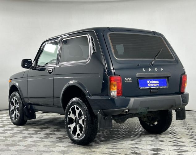 LADA (ВАЗ) Niva (4x4)  Urban