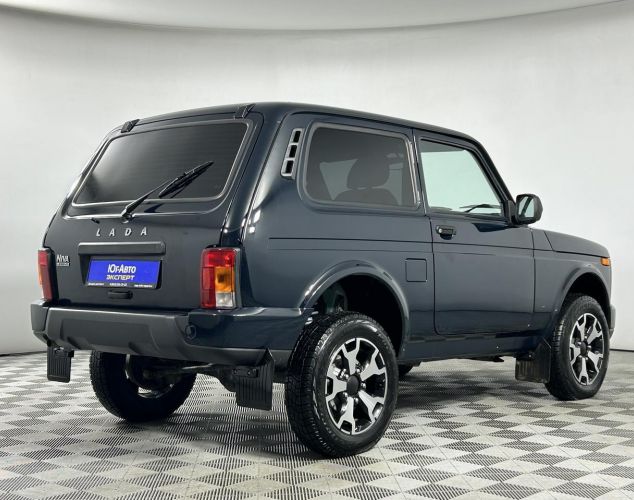 LADA (ВАЗ) Niva (4x4)  Urban