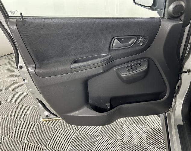 Suzuki Ignis  Базовая