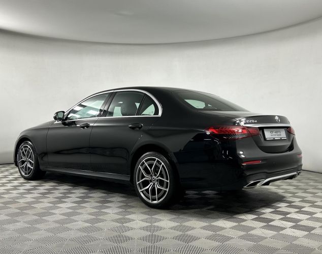 Mercedes-Benz E-Класс  