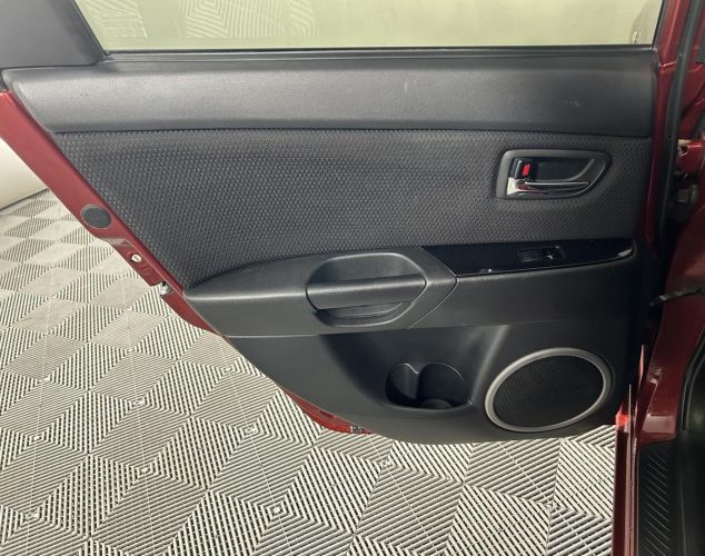 Mazda 3  Flash Edition